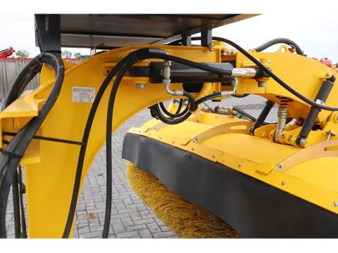 STARK
RSW 3000 S | SWEEPER | BRUSH | KEHRMASCHINE | WATER SPRAY | Hulleman Trucks [5]