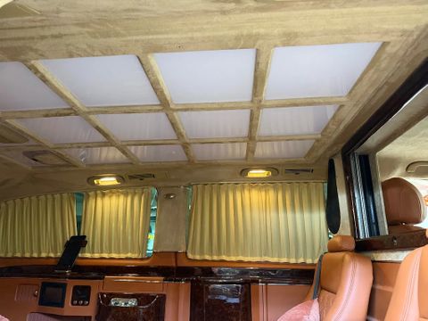 Mercedes-Benz 250D Extra Lang Brabus Uitvoering VIP Vervoer ZIE FOTOS MARGE | Van Nierop BV [10]