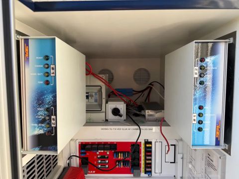 Mercedes-Benz 519CDI Special Ambulance Laadklep Automaat Airco Cruisecontrol V6 74000KM | Van Nierop BV [29]