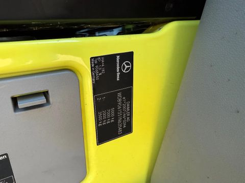 Mercedes-Benz 519CDI Special Ambulance Laadklep Automaat Airco Cruisecontrol V6 74000KM | Van Nierop BV [33]