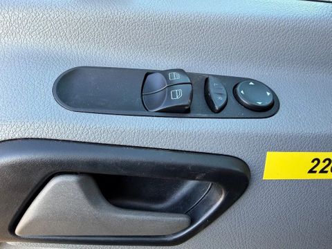 Mercedes-Benz 519CDI Special Ambulance Laadklep Automaat Airco Cruisecontrol V6 74000KM | Van Nierop BV [34]