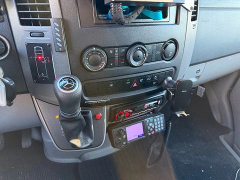 Mercedes-Benz 519CDI Special Ambulance Laadklep Automaat Airco Cruisecontrol V6 74000KM | Van Nierop BV [38]