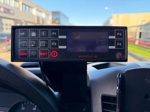 Mercedes-Benz 519CDI Special Ambulance Laadklep Automaat Airco Cruisecontrol V6 74000KM | Van Nierop BV [41]