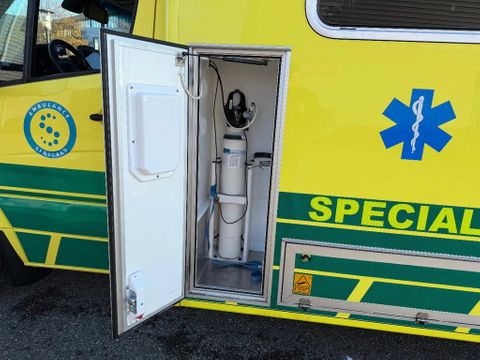 Mercedes-Benz 519CDI Special Ambulance Laadklep Automaat Airco Cruisecontrol V6 74000KM | Van Nierop BV [8]