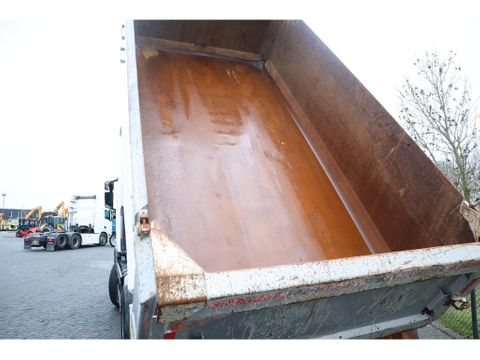 Scania
XT | 6X4 | BIG AXLES | FULL STEEL | RETARDER | EURO 6 | Hulleman Trucks [11]