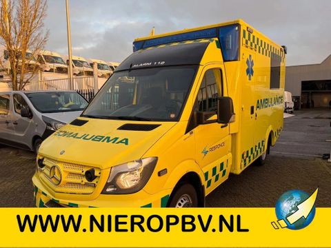 Mercedes-Benz 519CDI Special Ambulance Laadklep Automaat Airco Cruisecontrol V6 | Van Nierop BV [1]