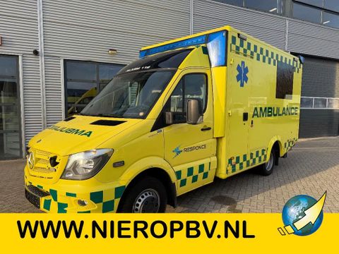 Mercedes-Benz 519CDI Special Ambulance Laadklep Automaat Airco Cruisecontrol V6 | Van Nierop BV [1]