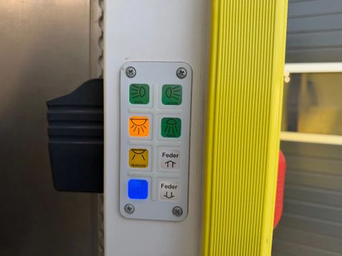 Mercedes-Benz 519CDI Special Ambulance Laadklep Automaat Airco Cruisecontrol V6 | Van Nierop BV [16]