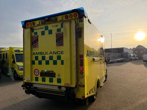 Mercedes-Benz 519CDI Special Ambulance Laadklep Automaat Airco Cruisecontrol V6 | Van Nierop BV [4]