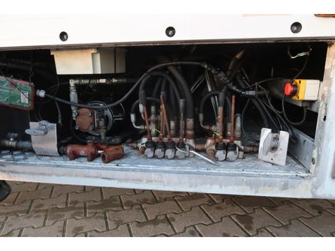 Pezzaioli SBA 32 - Cattle transport | Companjen Bedrijfswagens BV [16]