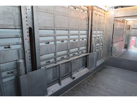 Pezzaioli SBA 32 - Cattle transport | Companjen Bedrijfswagens BV [23]