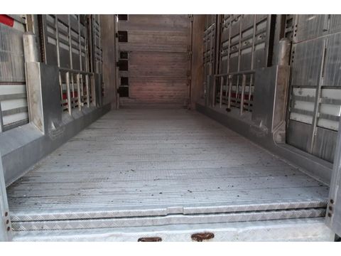 Pezzaioli SBA 32 - Cattle transport | Companjen Bedrijfswagens BV [25]