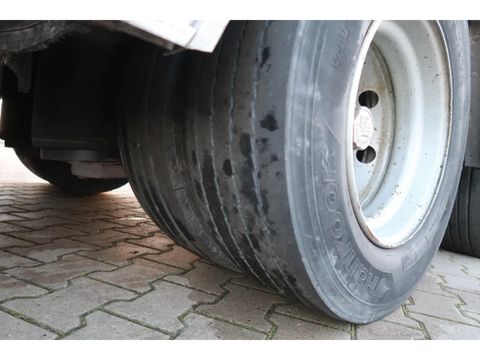 Pezzaioli SBA 32 - Cattle transport | Companjen Bedrijfswagens BV [8]