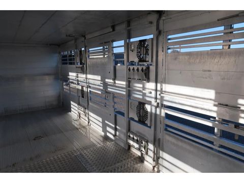 Scania R450 - Retarder - Pig transporter | Companjen Bedrijfswagens BV [18]