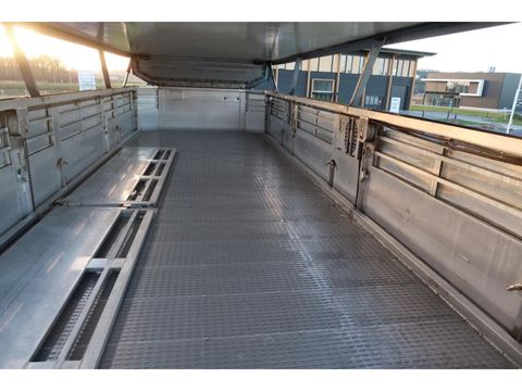 CUPPERS LVA 10-10 AL - Pig transporter | Companjen Bedrijfswagens BV [25]