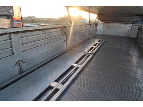 CUPPERS LVA 10-10 AL - Pig transporter | Companjen Bedrijfswagens BV [26]