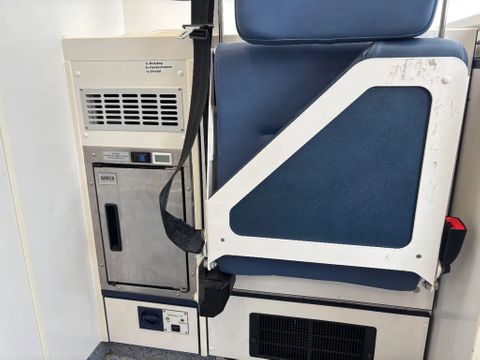 Mercedes-Benz 319CDI L2H2 Ambulance V6 Automaat Airco Cruisecontrol EURO 6 MARGE 5 x op voorraad | Van Nierop BV [10]