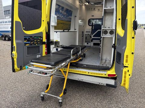 Mercedes-Benz 319CDI L2H2 Ambulance V6 Automaat Airco Cruisecontrol EURO 6 MARGE 5 x op voorraad | Van Nierop BV [18]