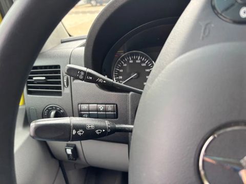 Mercedes-Benz 319CDI L2H2 Ambulance V6 Automaat Airco Cruisecontrol EURO 6 MARGE 5 x op voorraad | Van Nierop BV [28]