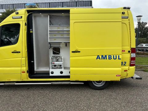 Mercedes-Benz 319CDI L2H2 Ambulance V6 Automaat Airco Cruisecontrol EURO 6 MARGE 5 x op voorraad | Van Nierop BV [7]