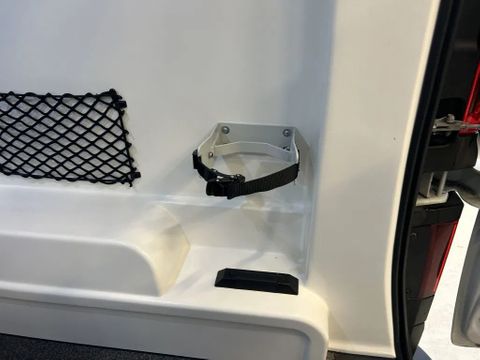 Renault 1.6DCI L1H1 Ambulance UNUSED NIEUW Airco Cruisecontrol 3X Op Voorraad nieuw en on gebruikt | Van Nierop BV [13]