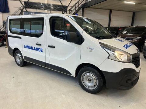 Renault 1.6DCI L1H1 Ambulance UNUSED NIEUW Airco Cruisecontrol 3X Op Voorraad nieuw en on gebruikt | Van Nierop BV [6]