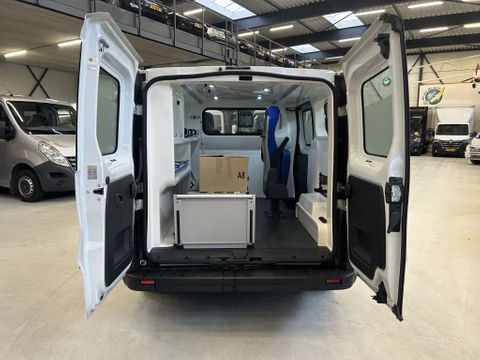 Renault 1.6DCI L1H1 Ambulance UNUSED NIEUW Airco Cruisecontrol 3X Op Voorraad nieuw en on gebruikt | Van Nierop BV [9]