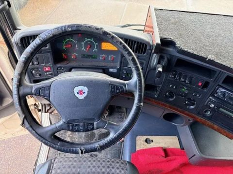 Scania TOPLINE (SEMI AUTOMATIC WITH CLUTCH / RETARDER / 2x DIESELTANK / ANALOG TACHO / AIRCONDITIONING) | Engel Trucks B.V. [9]