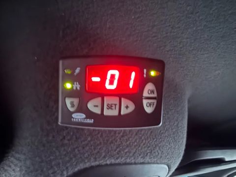 Mercedes-Benz 316CDI L2H2 Koelwagen Carrier Automaat Airco Navi Cruisecontrol Trekhaak | Van Nierop BV [28]