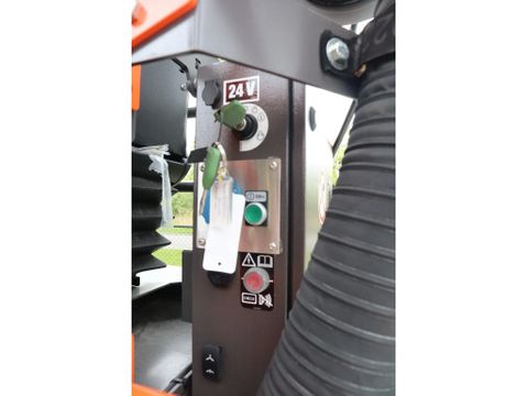 Volvo
P2870 D ABG | ASPHALT PAVER | NEW / UNUSED | BOMAG BF300 | Hulleman Trucks [19]