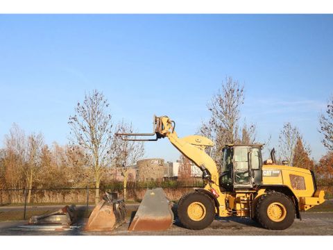 Caterpillar
938 M | 2X BUCKET | JIB | FORKS | BSS | GOOD CONDITION | Hulleman Trucks [1]