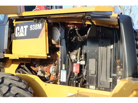 Caterpillar
938 M | 2X BUCKET | JIB | FORKS | BSS | GOOD CONDITION | Hulleman Trucks [14]