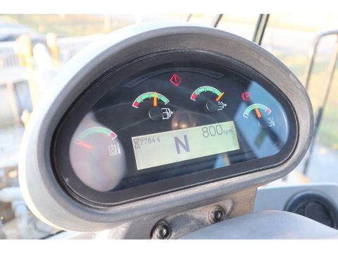 Caterpillar
938 M | 2X BUCKET | JIB | FORKS | BSS | GOOD CONDITION | Hulleman Trucks [19]