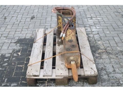 Soosan
SB30II TS-9 | S40 | 2.5 TO 4.5 TON | HYDRAULIC BREAKER | Hulleman Trucks [6]