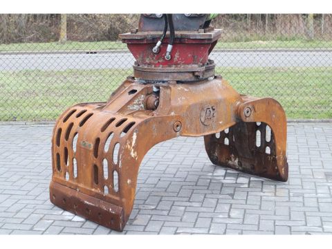 Sennebogen
821E | 821 E | SORTING GRAB | DOZERBLADE | GREAT CONDITION | Hulleman Trucks [8]