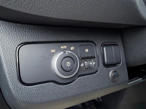 Mercedes-Benz 315CDI Chashi Cabine 3,66 Wielbasis Automaat Airco Cruisecontrol 3x Op Voorraad BPM VRIJ | Van Nierop BV [8]