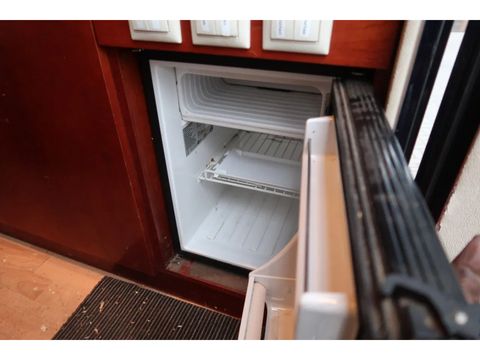 Mercedes-Benz Horse transport | Companjen Bedrijfswagens BV [10]