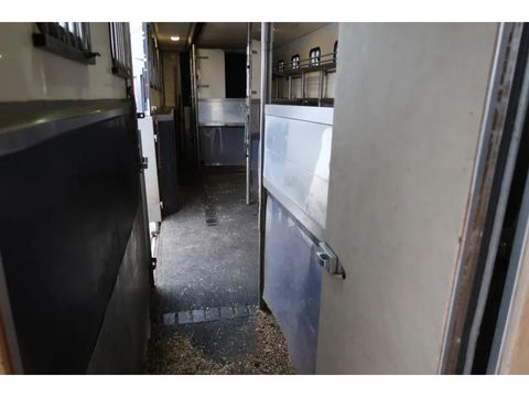 Mercedes-Benz Horse transport | Companjen Bedrijfswagens BV [17]