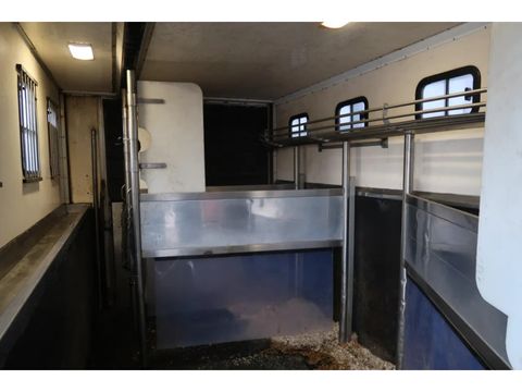 Mercedes-Benz Horse transport | Companjen Bedrijfswagens BV [22]