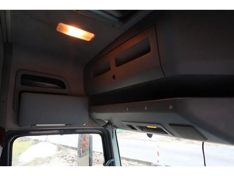 Mercedes-Benz Horse transport | Companjen Bedrijfswagens BV [32]