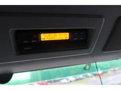 Mercedes-Benz Horse transport | Companjen Bedrijfswagens BV [34]