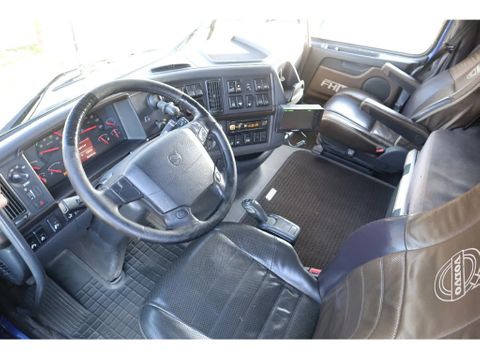 Volvo
| TRACTOR & TIPPER | RETARDER | BIG AXLES | EURO 5 | Hulleman Trucks [16]