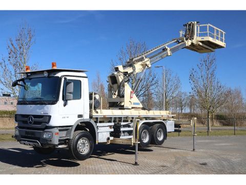 Mercedes-Benz
6X4 | TUNNEL PLATFORM | REMOTE DRIVING | Hulleman Trucks [1]