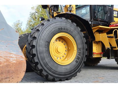 Caterpillar
938 M | 2X BUCKET | JIB | FORKS | BSS | GOOD CONDITION | Hulleman Trucks [10]