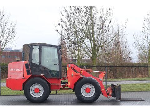 Schäffer
8082 | FORKS | BUCKET | EXTRA FUNCTION | Hulleman Trucks [4]