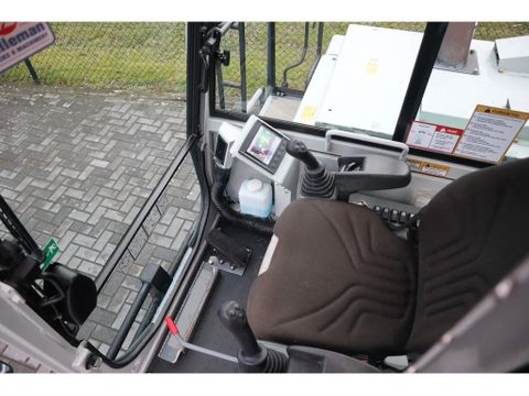 Takeuchi
TCR50-2 | ROTATING DUMPER | LOW HOURS | AIRCO | Hulleman Trucks [15]