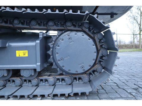 XCMG
XE260E | ROTOTILT R8 | CE | CUMMINS STAGE V | WARRANTY | Hulleman Trucks [12]