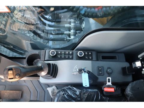 XCMG
XE300E | CE | CUMMINS STAGE V | HAMMER / SHEAR | Hulleman Trucks [19]