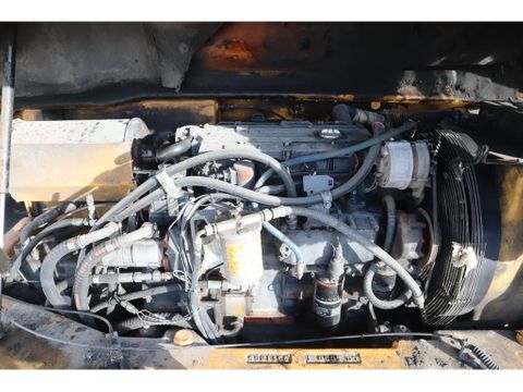 Liebherr
A316 | BUCKET | ELEVATING CABIN | OUTRIGGERS | Hulleman Trucks [18]