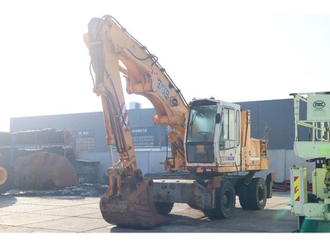 Liebherr
A316 | BUCKET | ELEVATING CABIN | OUTRIGGERS | Hulleman Trucks [6]